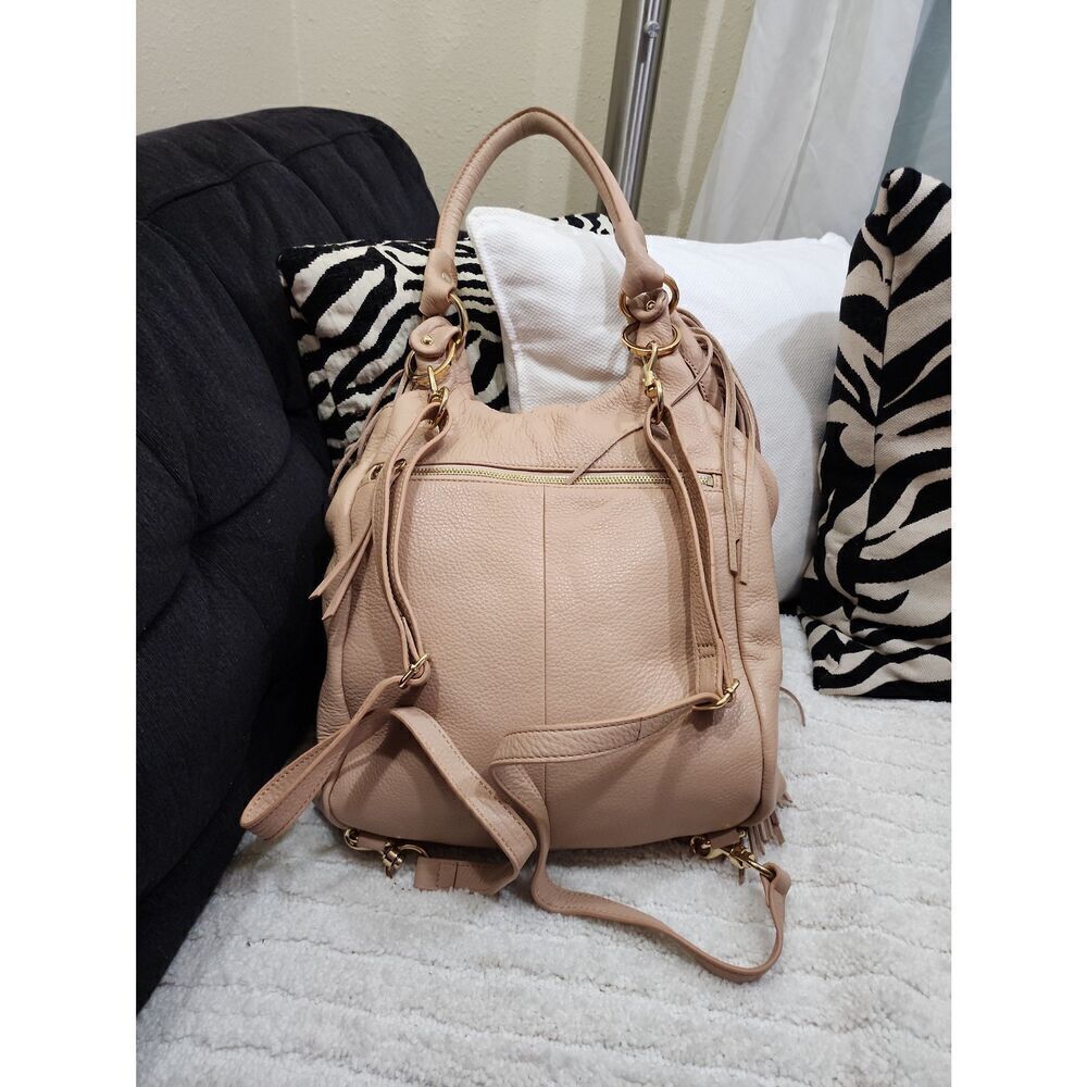 G.I.L.I. 2-way handbag backpack - Picture 4 of 10